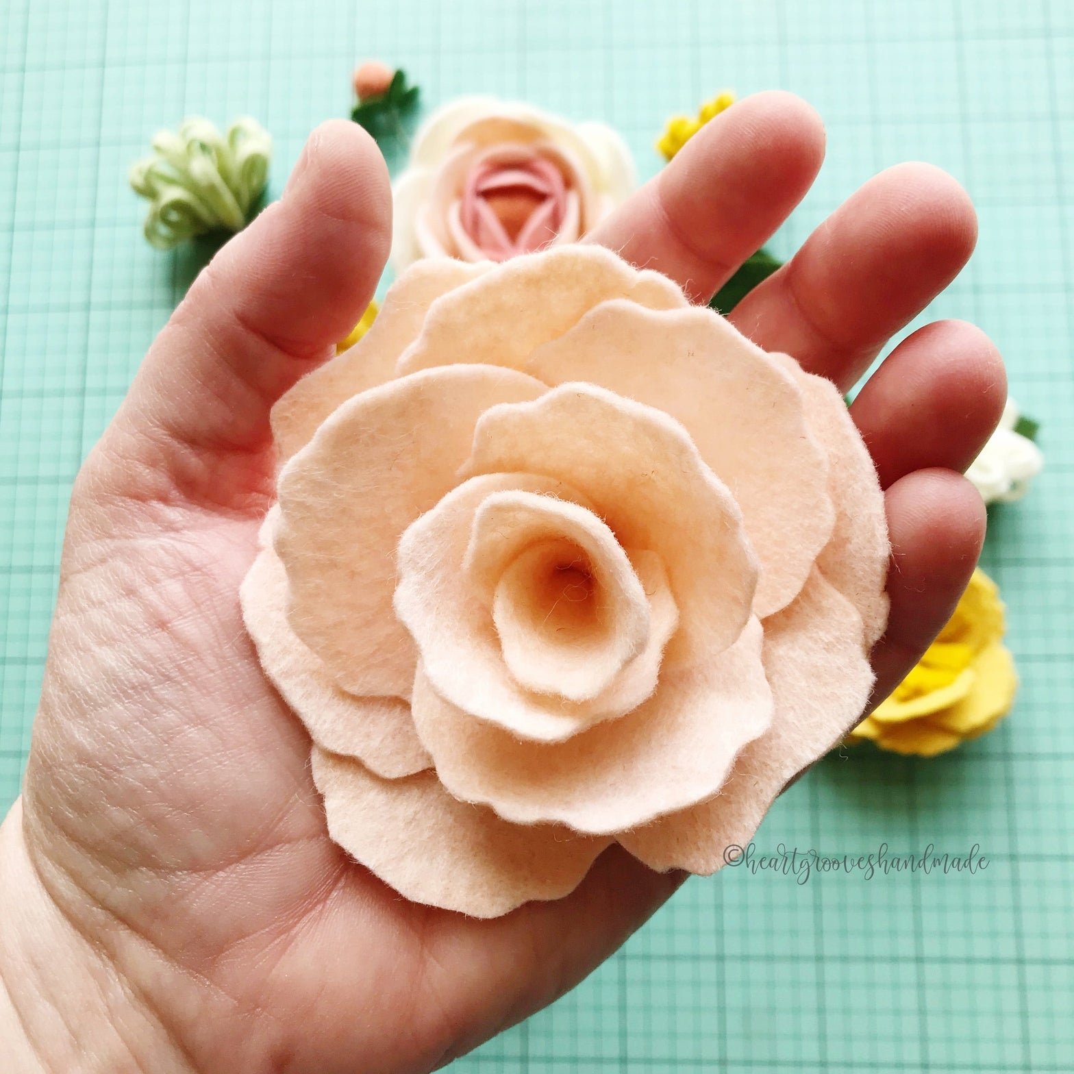 Felt Flower Craft Kit | Blush Forest