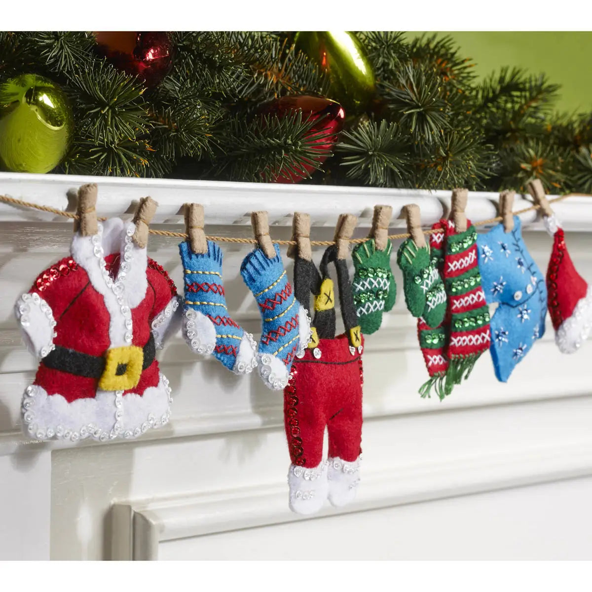 Bucilla Santa's Laundry Felt Garland