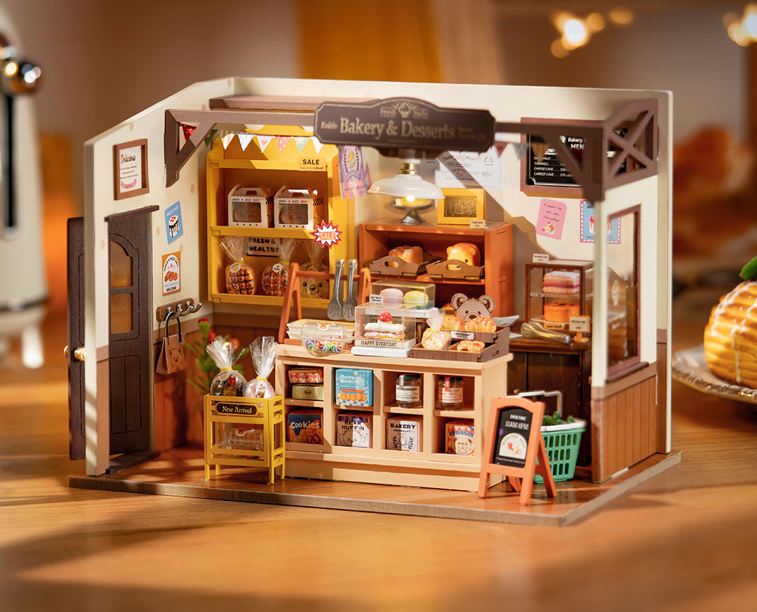 Diy Miniature House Kit: Becka's Baking House