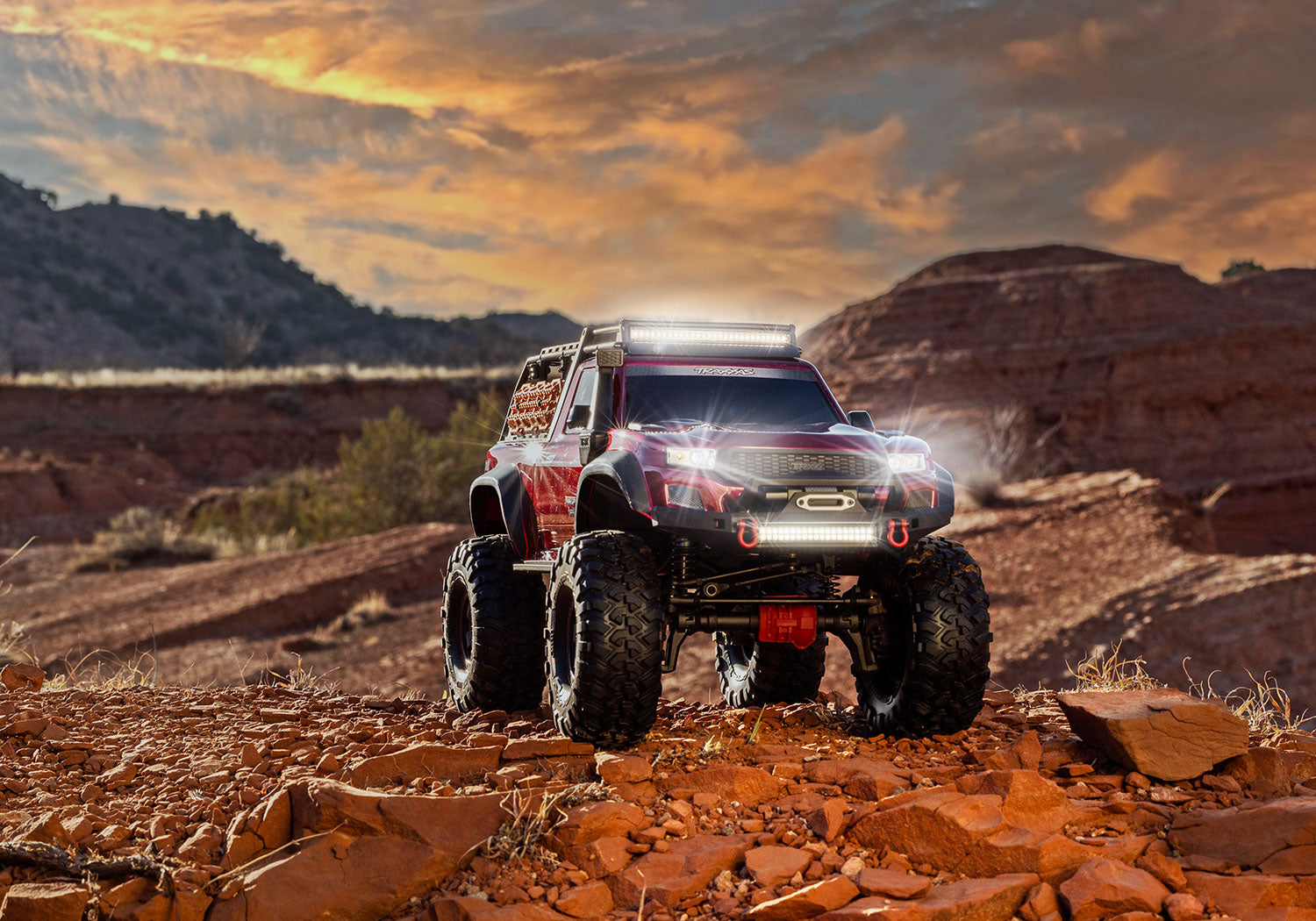 82044-4 RED TRX-4 Sport High Trail Edition: 4WD Electric Truck with TQ™ 2.4GHz Radio System