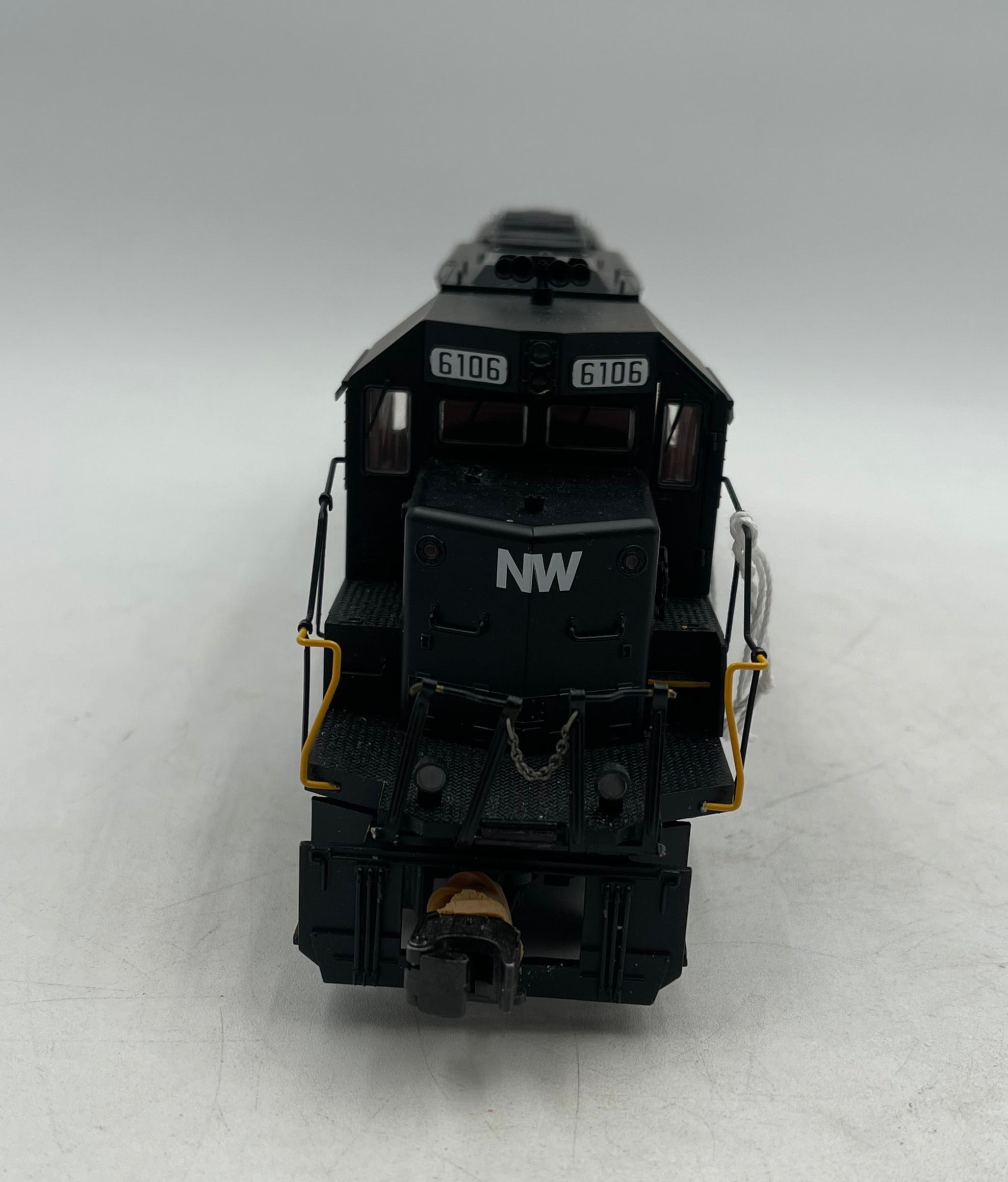 Lionel Norfolk + Western Non-Powered SD-40-2 Diesel - 6-34775