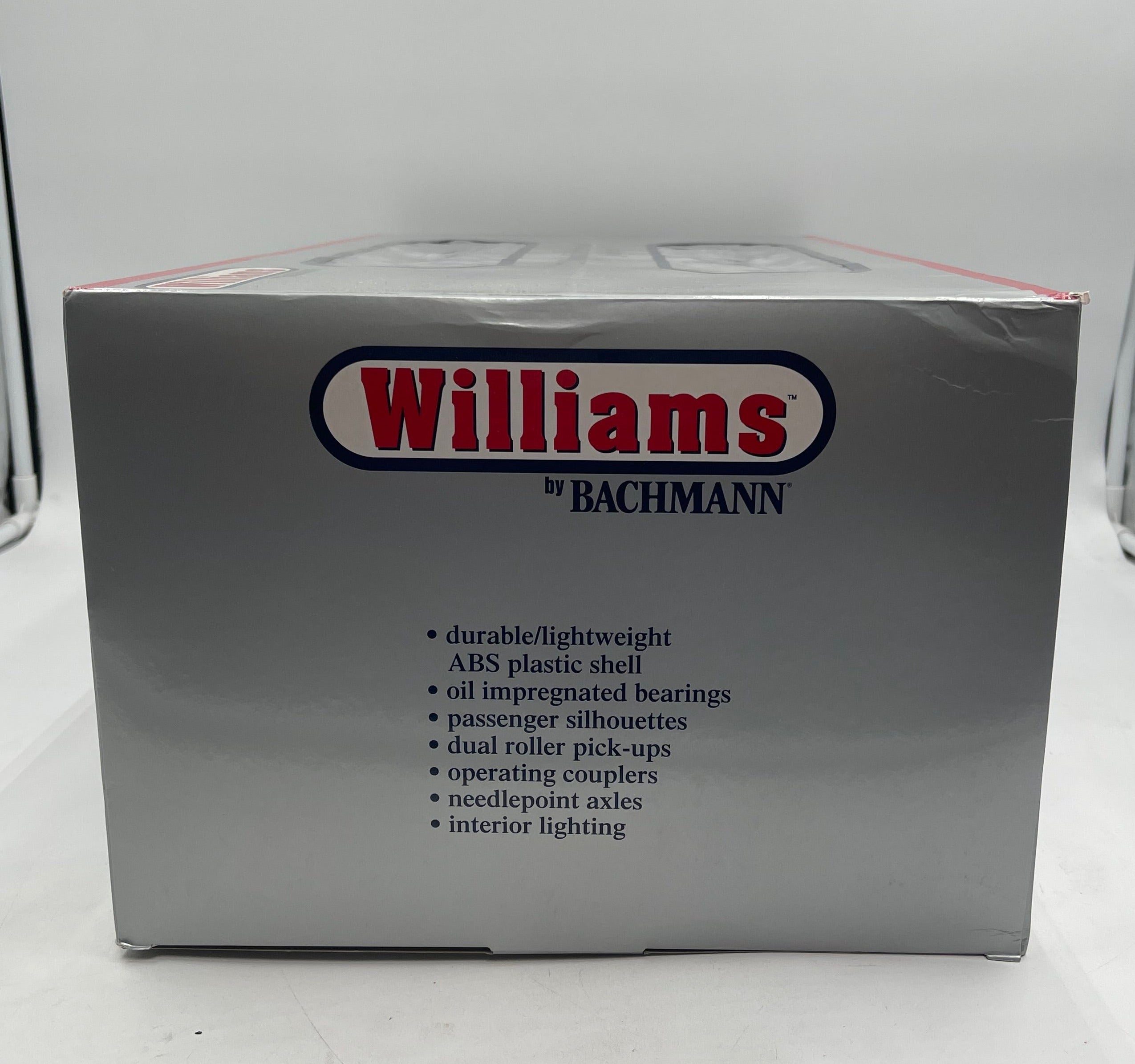 Williams by Bachmann O-Gauge 18" 72 ft Burlington 4 Car Passenger Set - 43154
