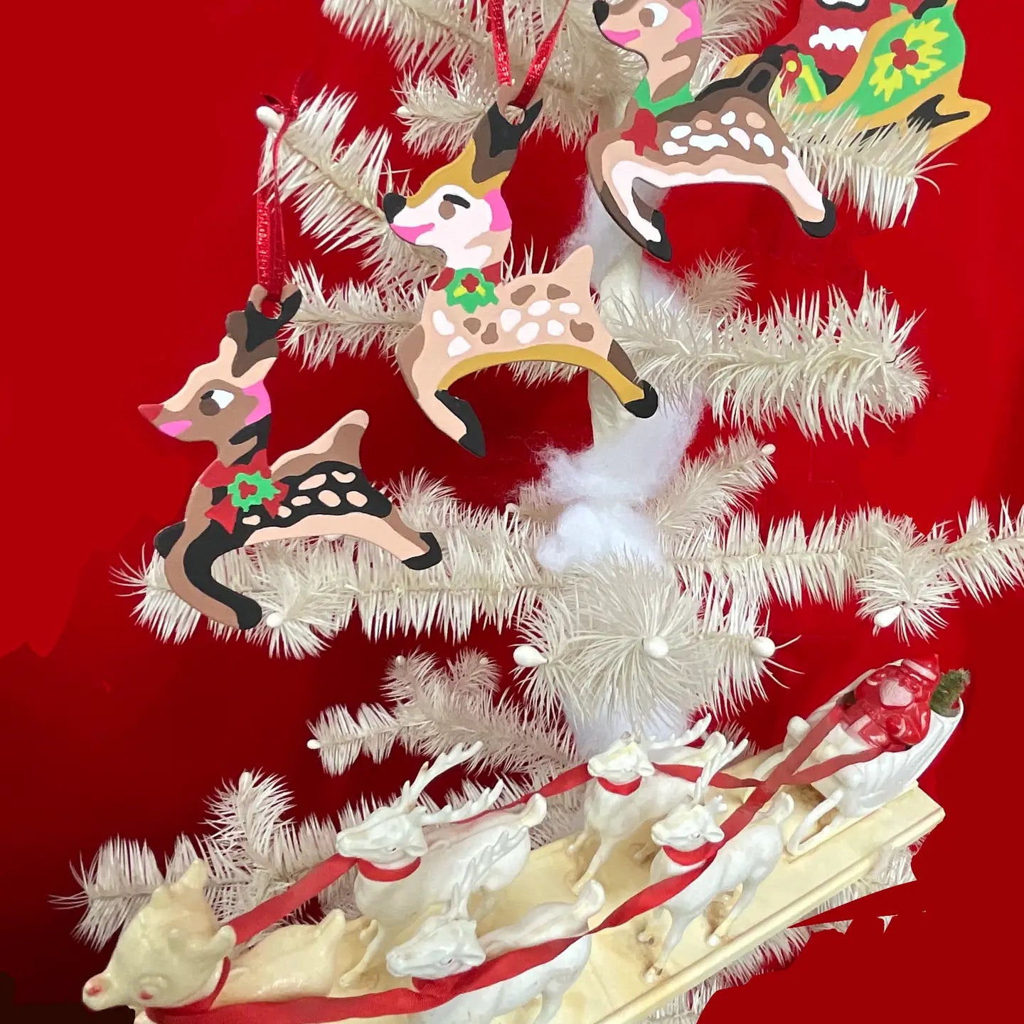 Santa Sleigh and Reindeer / Die Cut Paint By Number