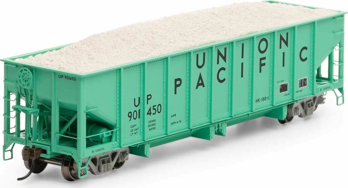 HO 40' Ribbed 3-Bay Ballast Hopper, UP #901450