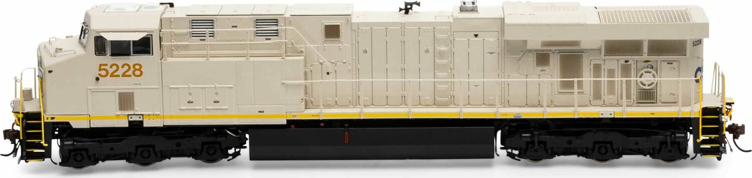 HO ES44DC Locomotive with DCC & Sound, CSX, Primer #5228