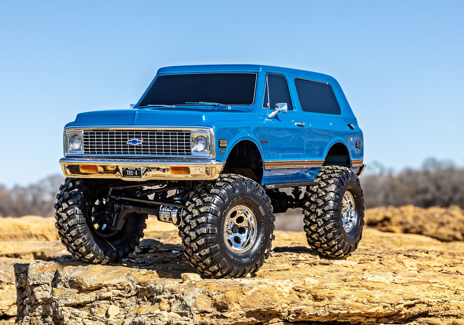 92086-4  BLUE TRX-4® High Trail Edition™ with 1972 Chevrolet® Blazer® Body: 4WD Electric Truck with TQi™